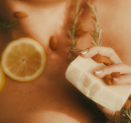 Guia de início rápido: como transicionar para cosméticos naturais